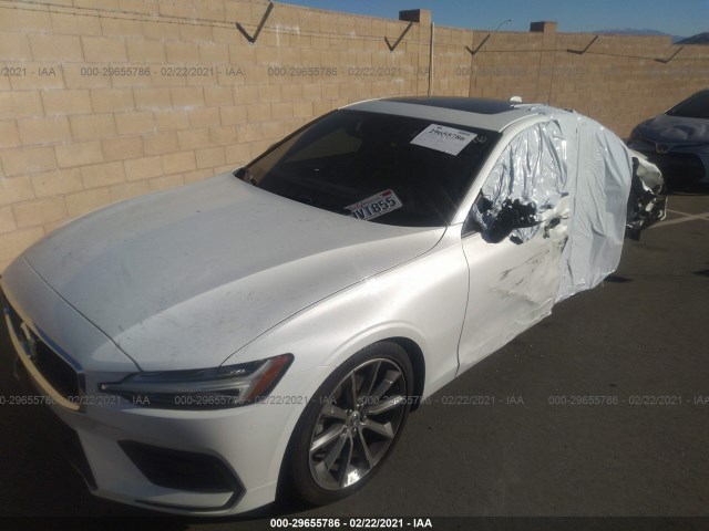 Photo 1 VIN: 7JR102FK8KG011090 - VOLVO S60 