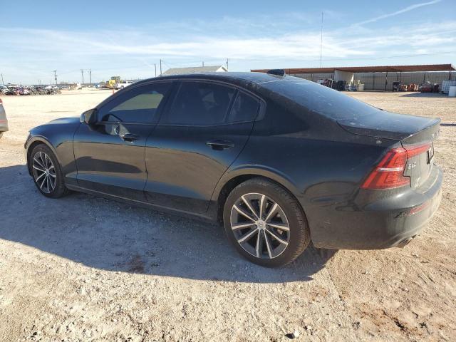 Photo 1 VIN: 7JR102FK8MG094040 - VOLVO S60 T5 MOM 