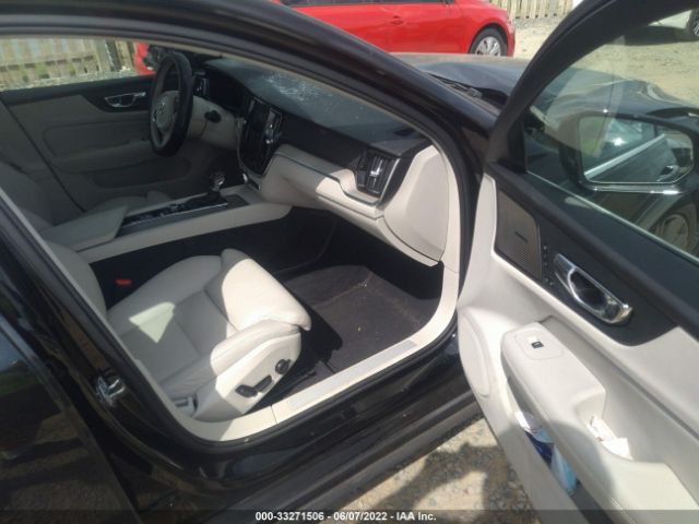 Photo 4 VIN: 7JR102FL2KG017931 - VOLVO S60 