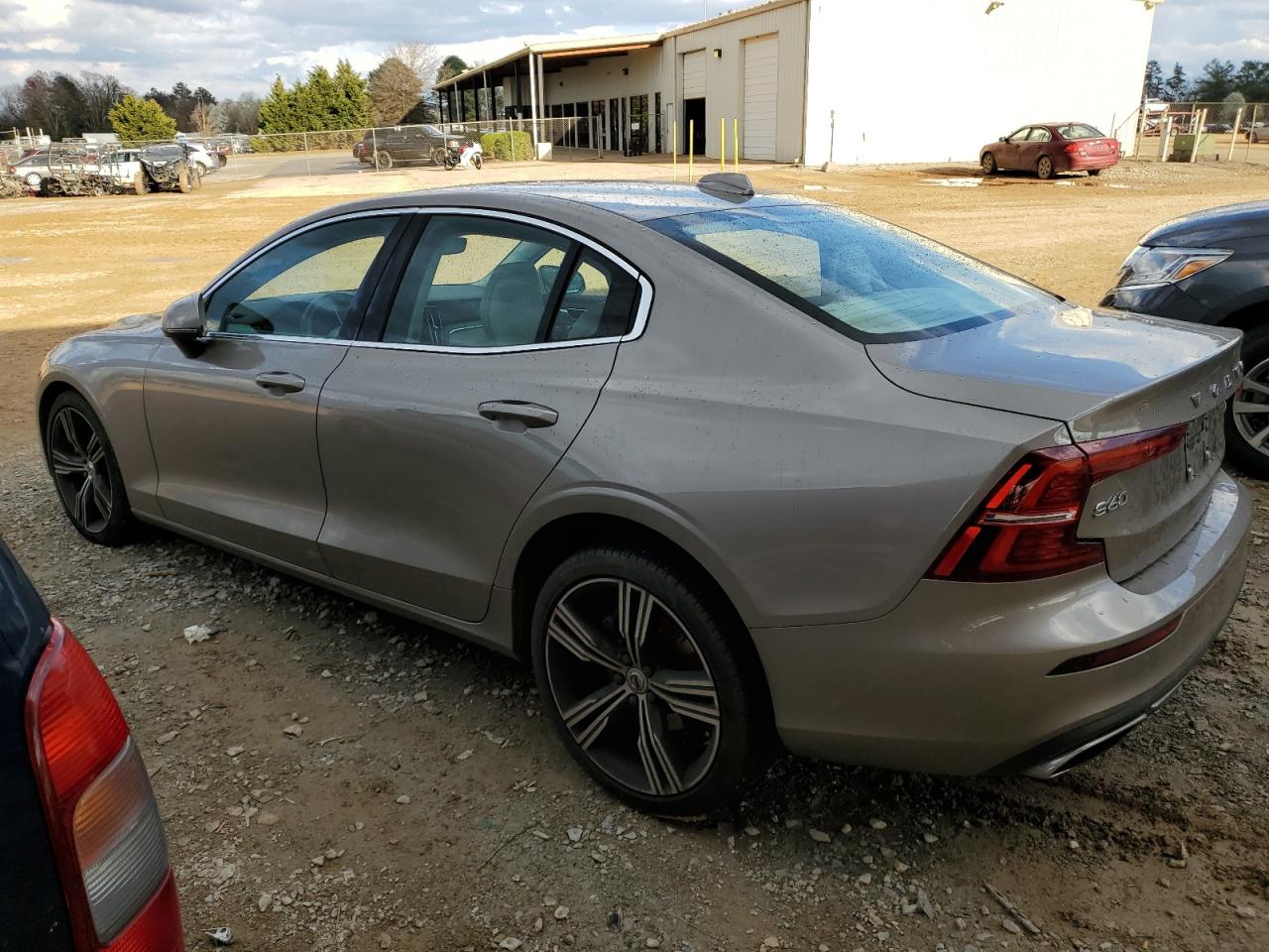 Photo 1 VIN: 7JR102FL7MG091302 - VOLVO S60 