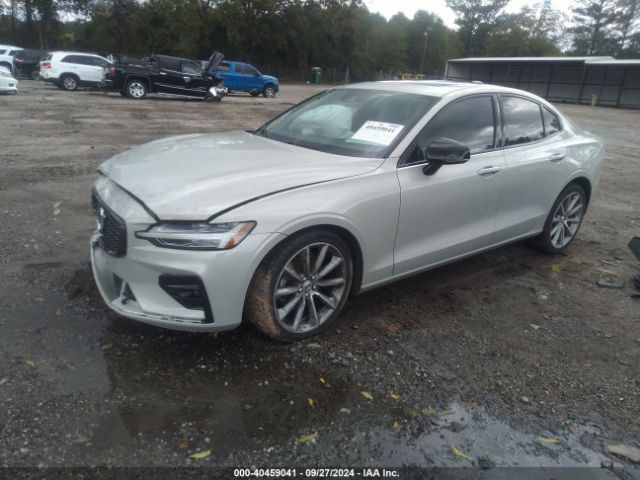 Photo 1 VIN: 7JR102FZ6MG118672 - VOLVO S60 