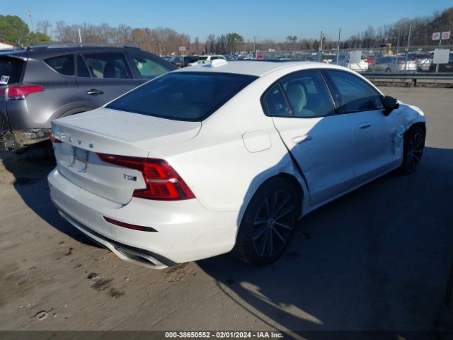 Photo 3 VIN: 7JR102TZ1MG108748 - VOLVO S60 