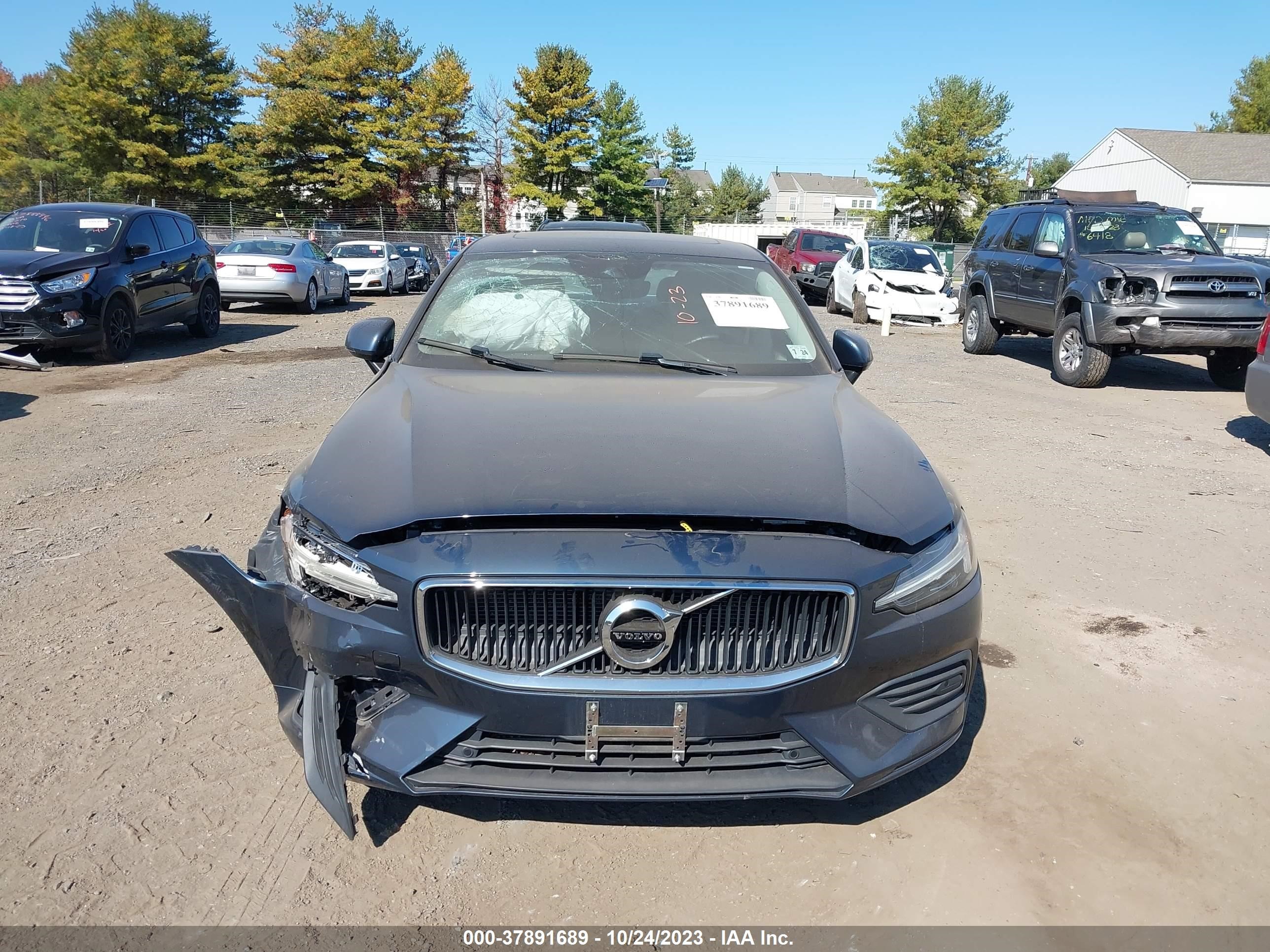 Photo 11 VIN: 7JRA22TK2KG016364 - VOLVO S60 