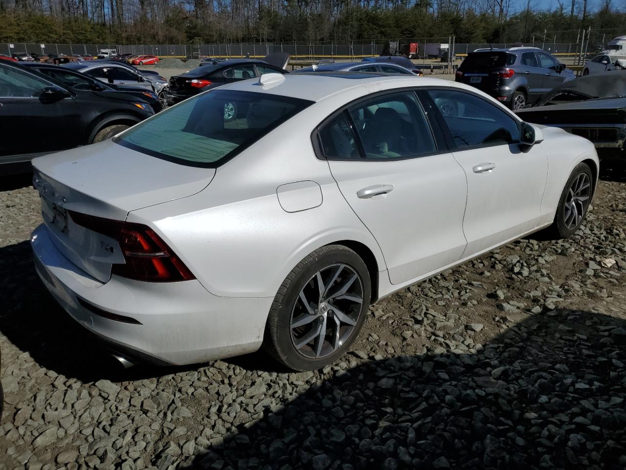 Photo 2 VIN: 7JRA22TK7LG045697 - VOLVO S60 