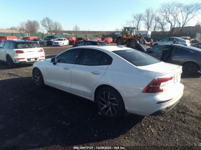 Photo 2 VIN: 7JRA22TKXKG015236 - VOLVO S60 