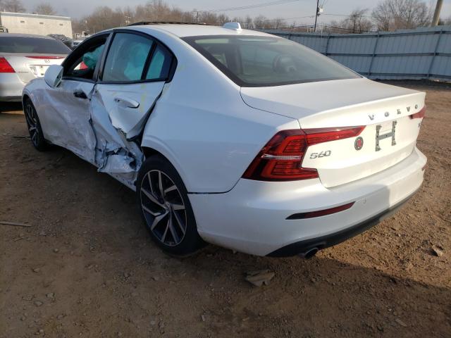 Photo 2 VIN: 7JRA22TKXLG030644 - VOLVO S60 T6 MOM 