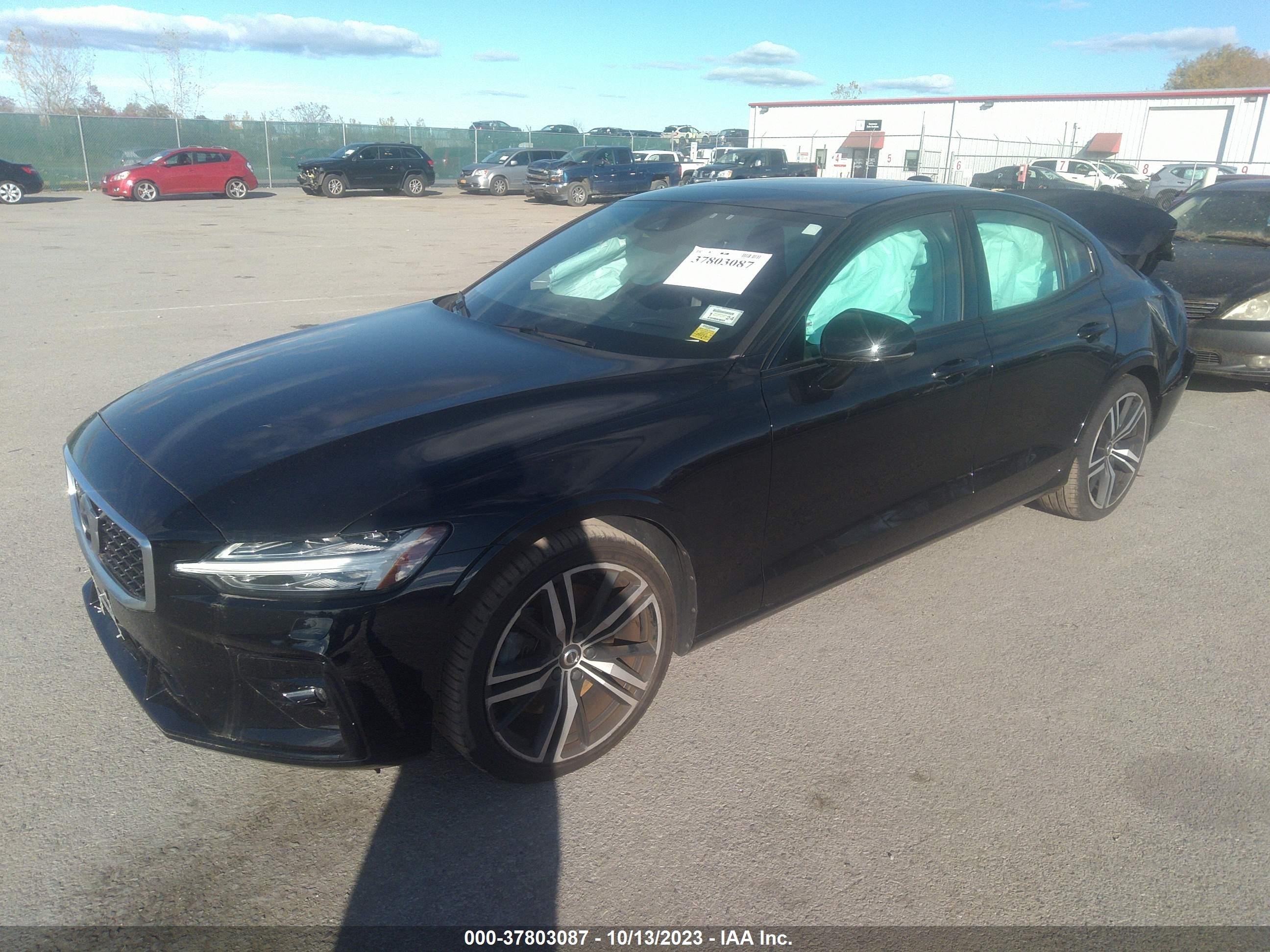 Photo 1 VIN: 7JRA22TM2KG005138 - VOLVO S60 