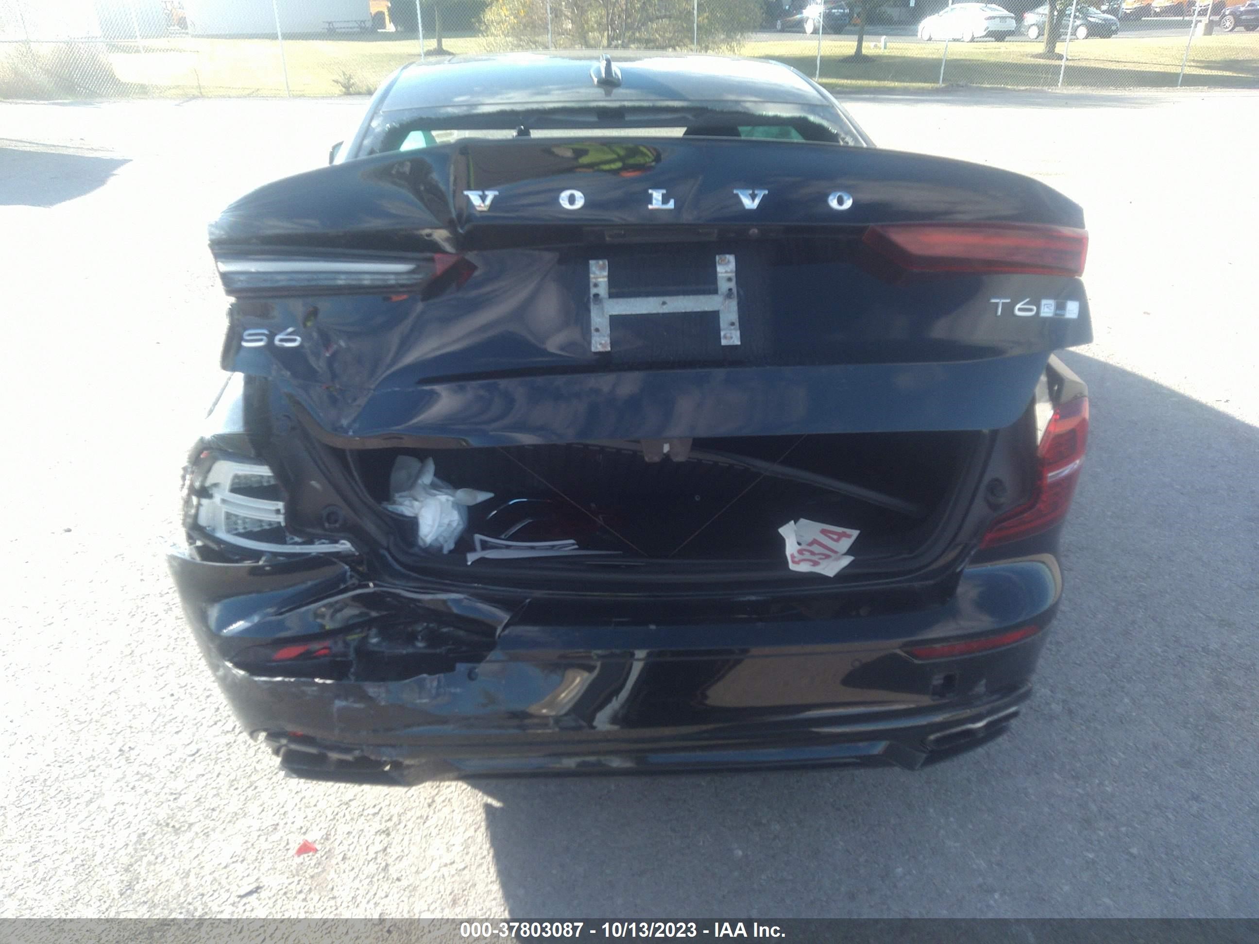 Photo 15 VIN: 7JRA22TM2KG005138 - VOLVO S60 