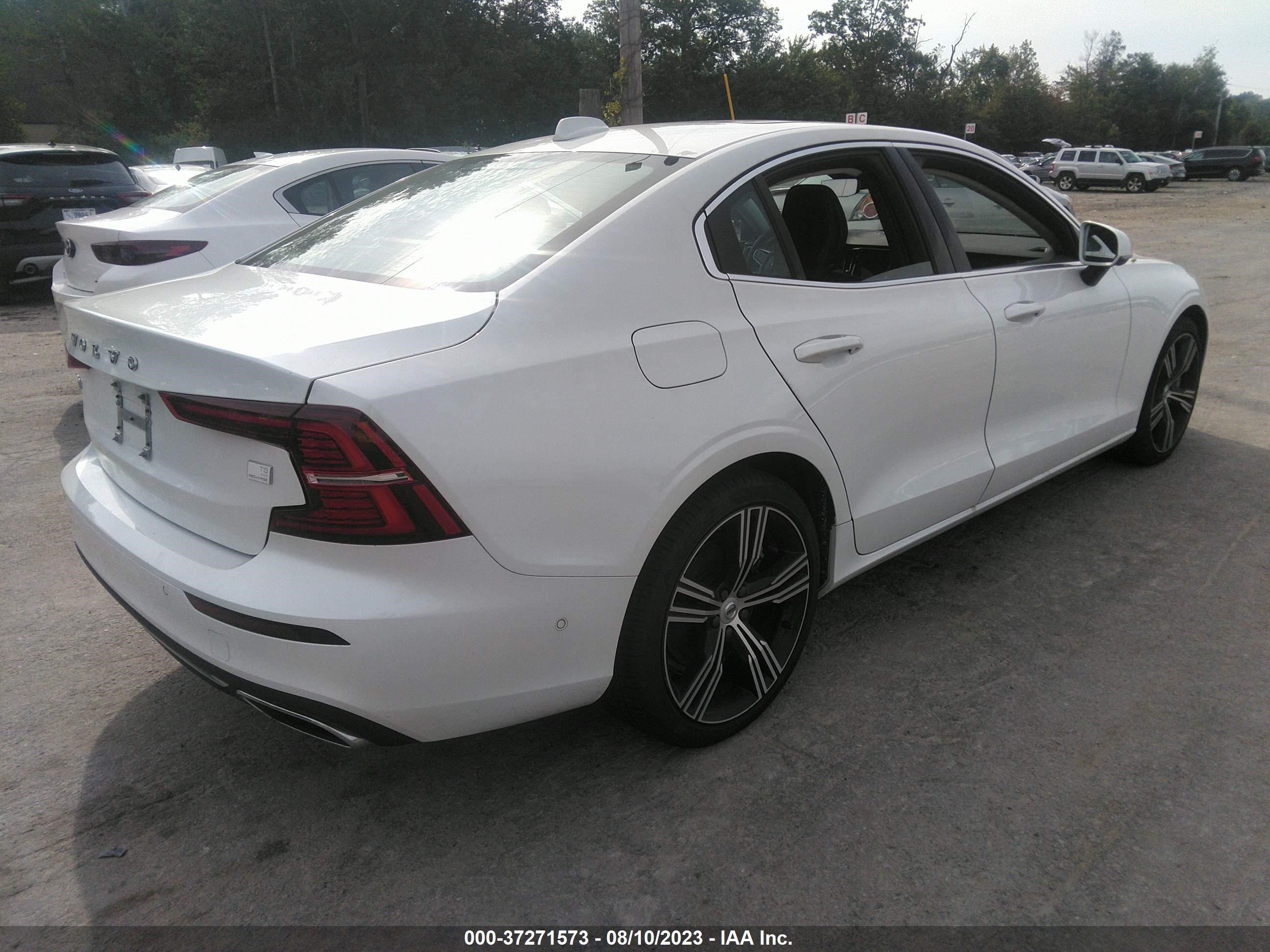 Photo 3 VIN: 7JRBR0FL4NG162200 - VOLVO S60 