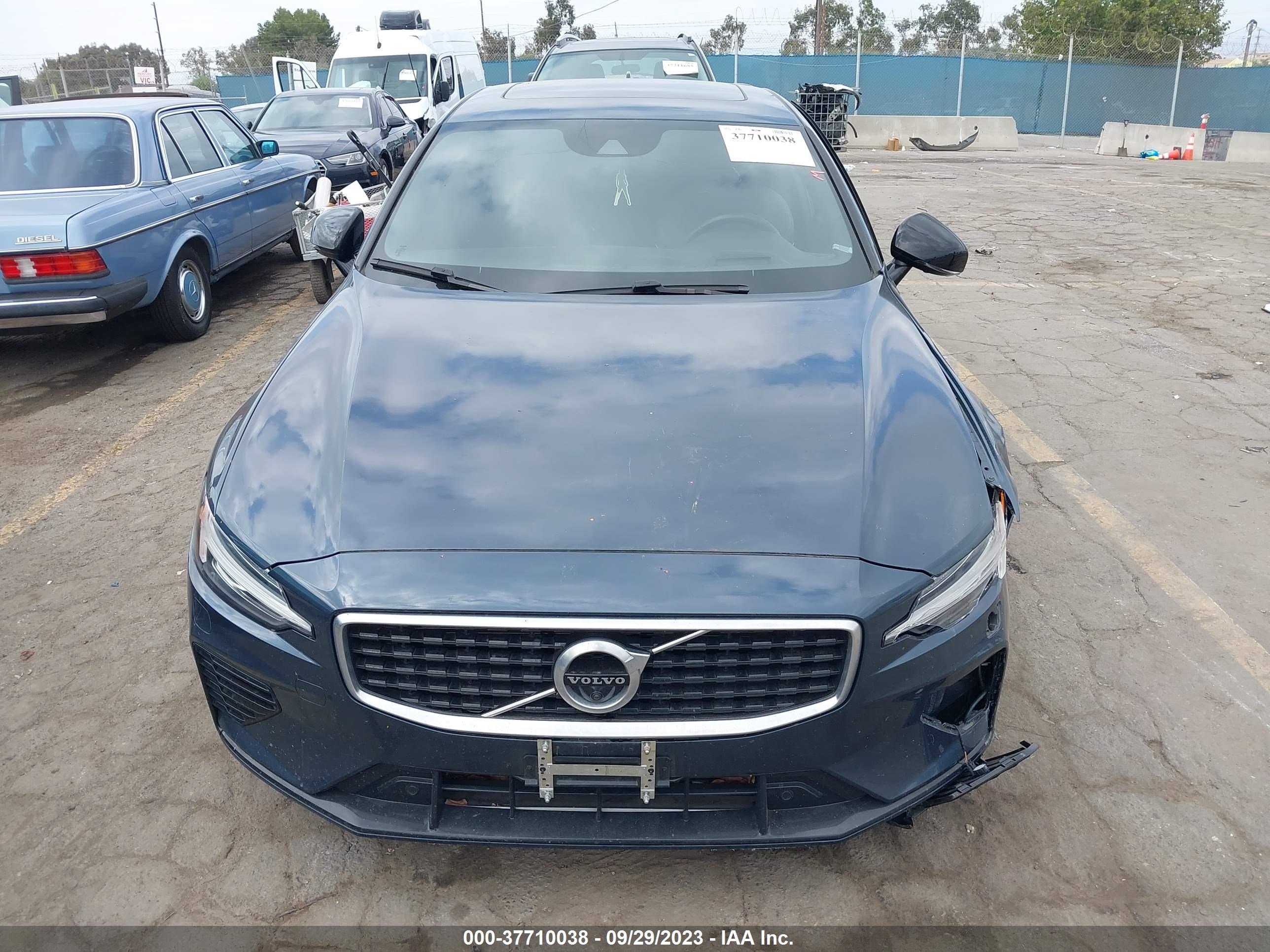 Photo 11 VIN: 7JRBR0FM7LG071962 - VOLVO S60 