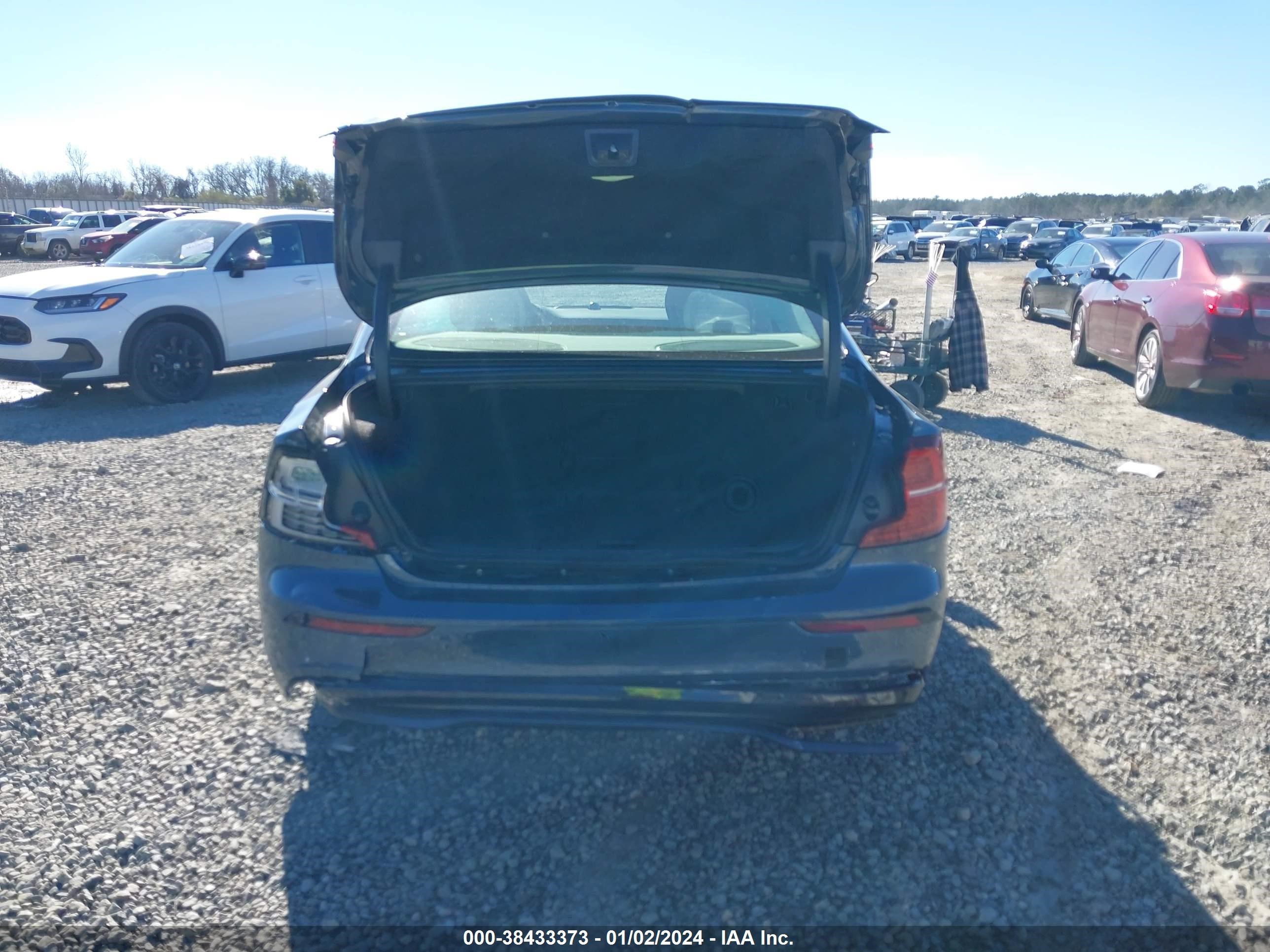 Photo 16 VIN: 7JRH60FM1RG299418 - VOLVO S60 