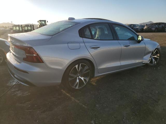 Photo 2 VIN: 7JRL12FK2RG321378 - VOLVO S60 CORE 