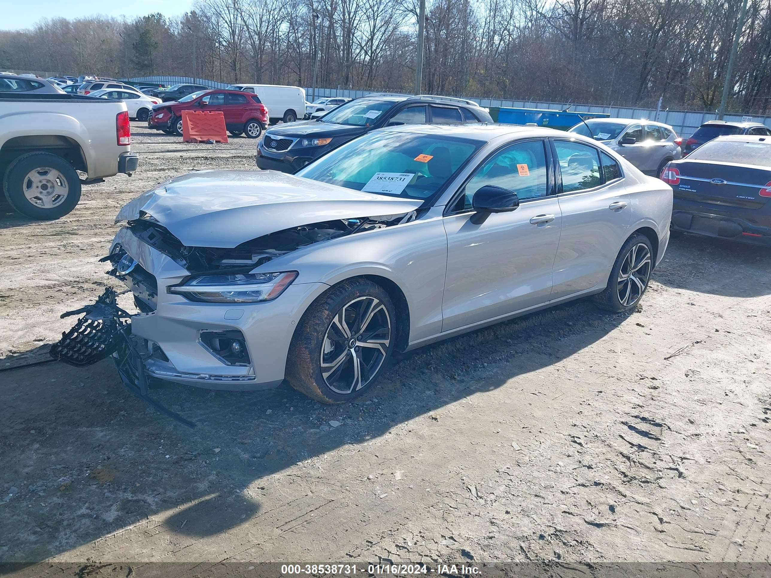 Photo 1 VIN: 7JRL12FL2RG287211 - VOLVO S60 