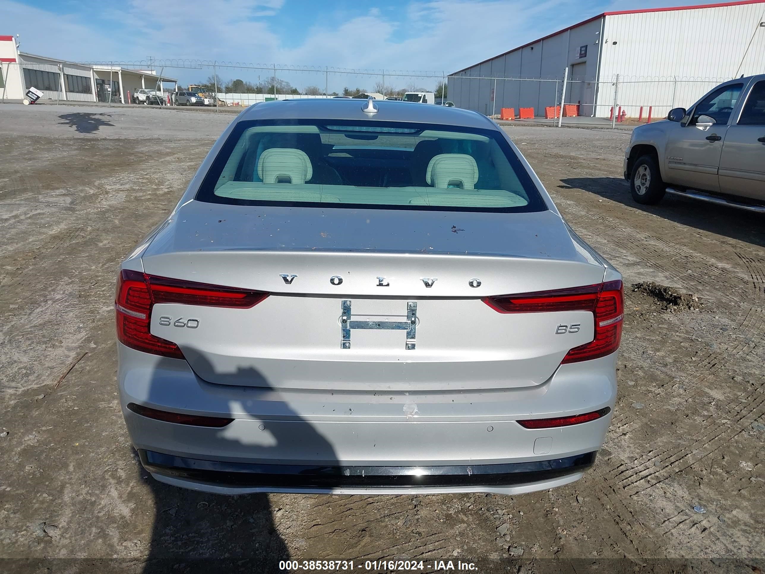 Photo 15 VIN: 7JRL12FL2RG287211 - VOLVO S60 