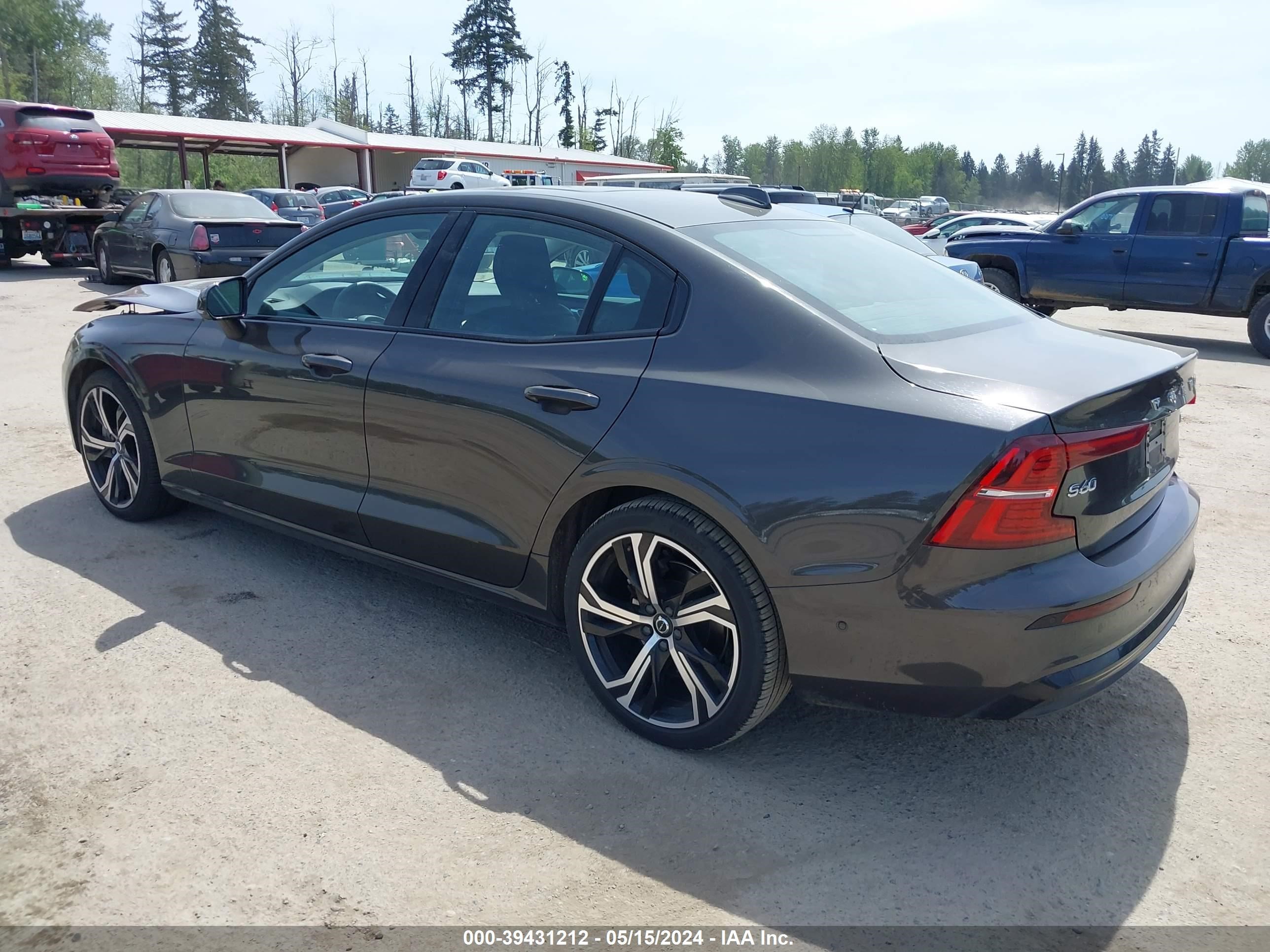 Photo 2 VIN: 7JRL12FL4RG280602 - VOLVO S60 