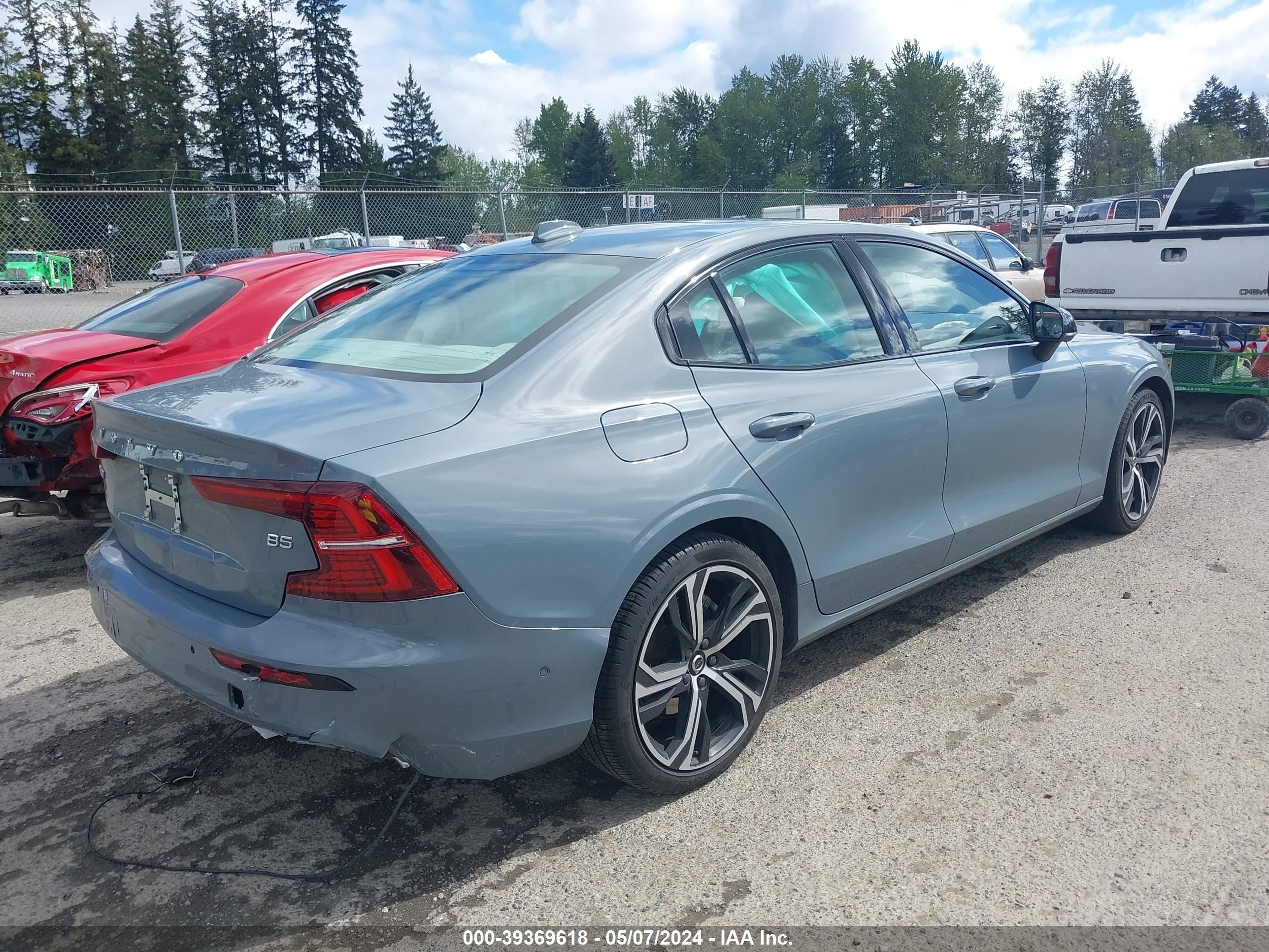 Photo 3 VIN: 7JRL12FL4RG281216 - VOLVO S60 