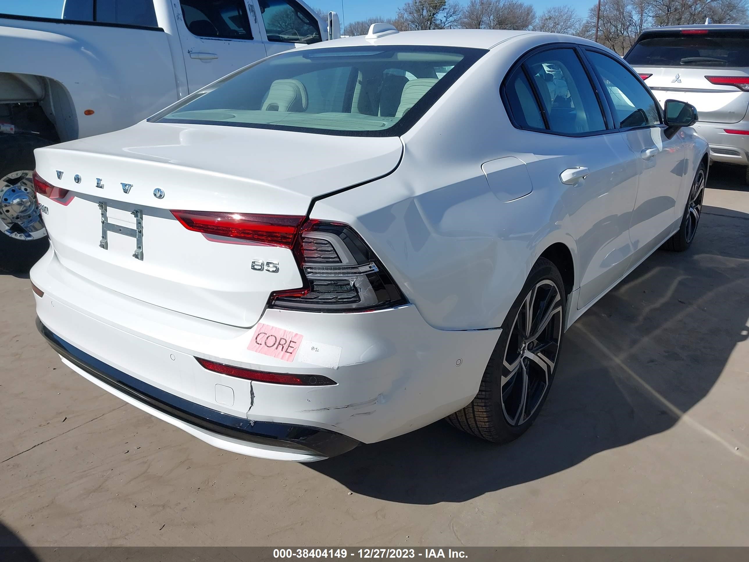 Photo 5 VIN: 7JRL12FL4RG294144 - VOLVO S60 