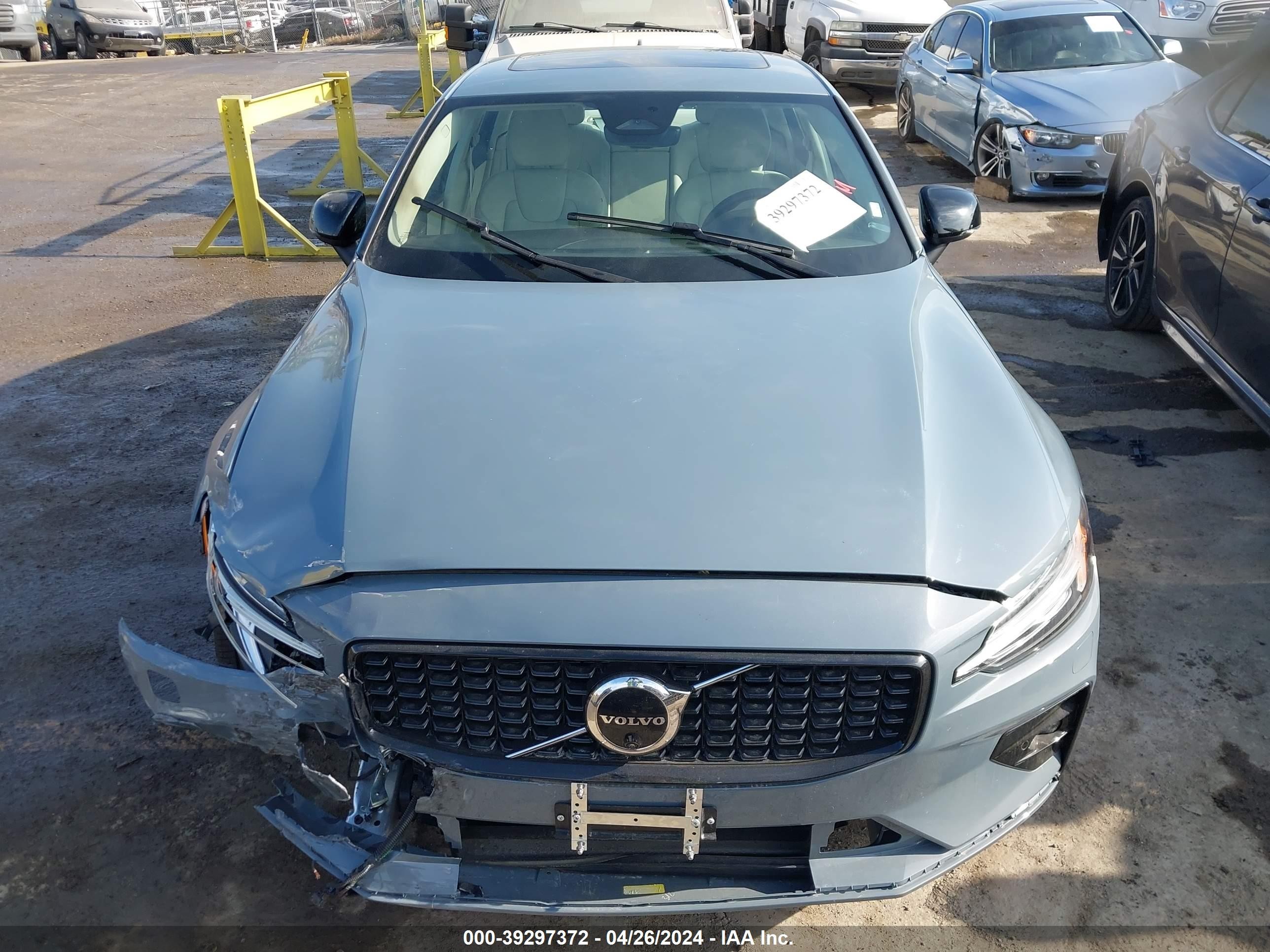 Photo 11 VIN: 7JRL12FL9RG280885 - VOLVO S60 