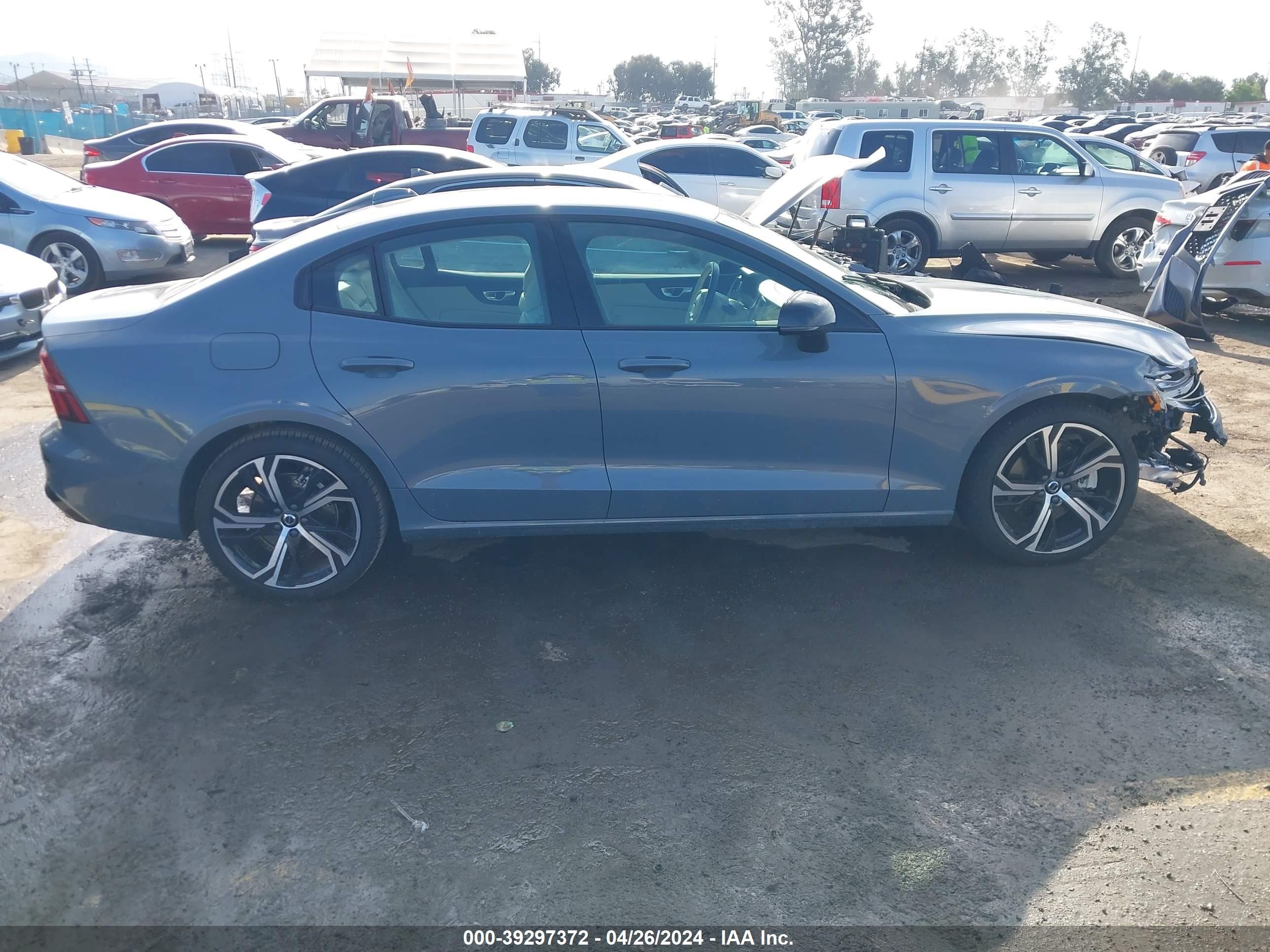 Photo 12 VIN: 7JRL12FL9RG280885 - VOLVO S60 