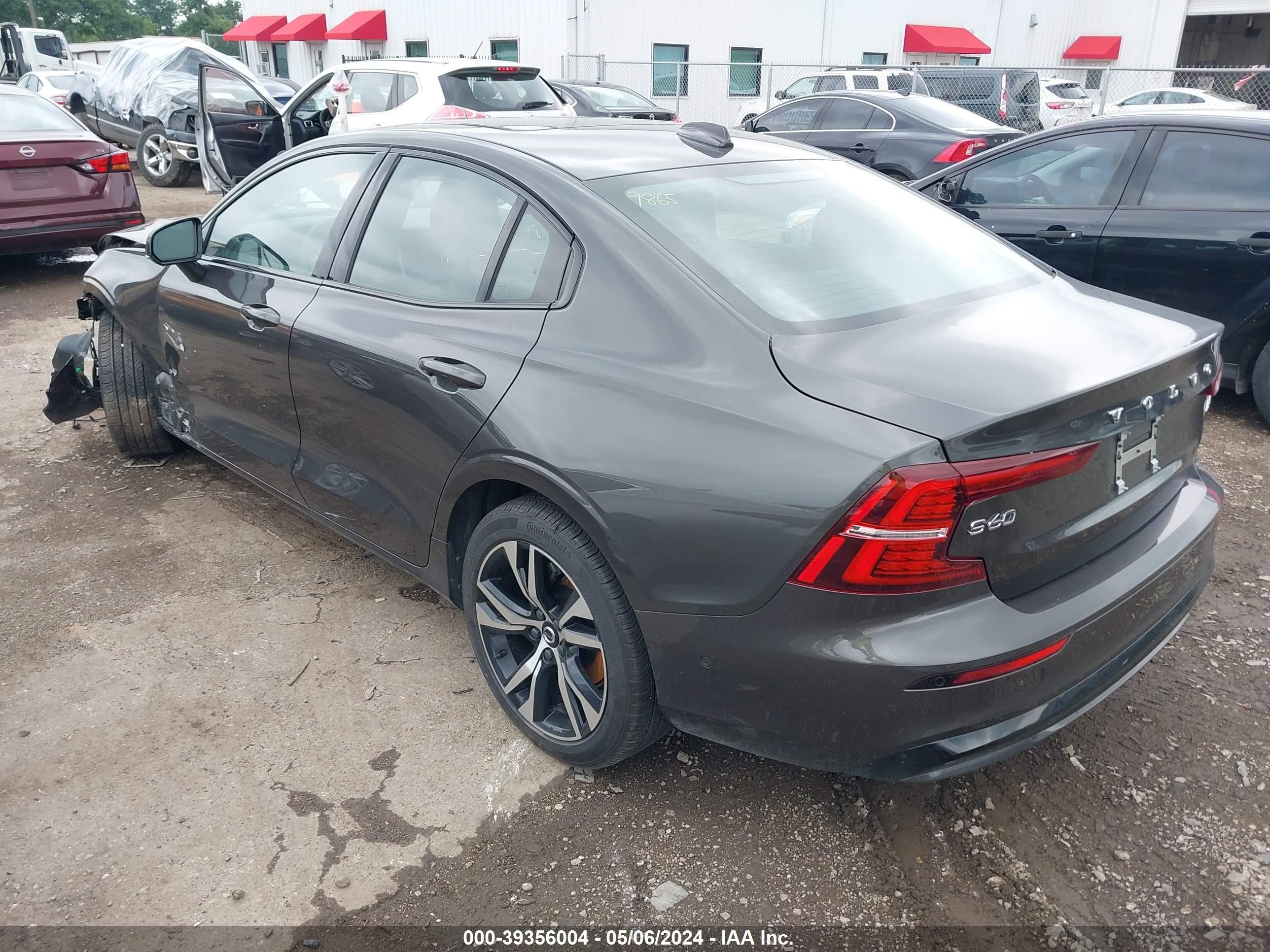 Photo 2 VIN: 7JRL12FLXRG299865 - VOLVO S60 