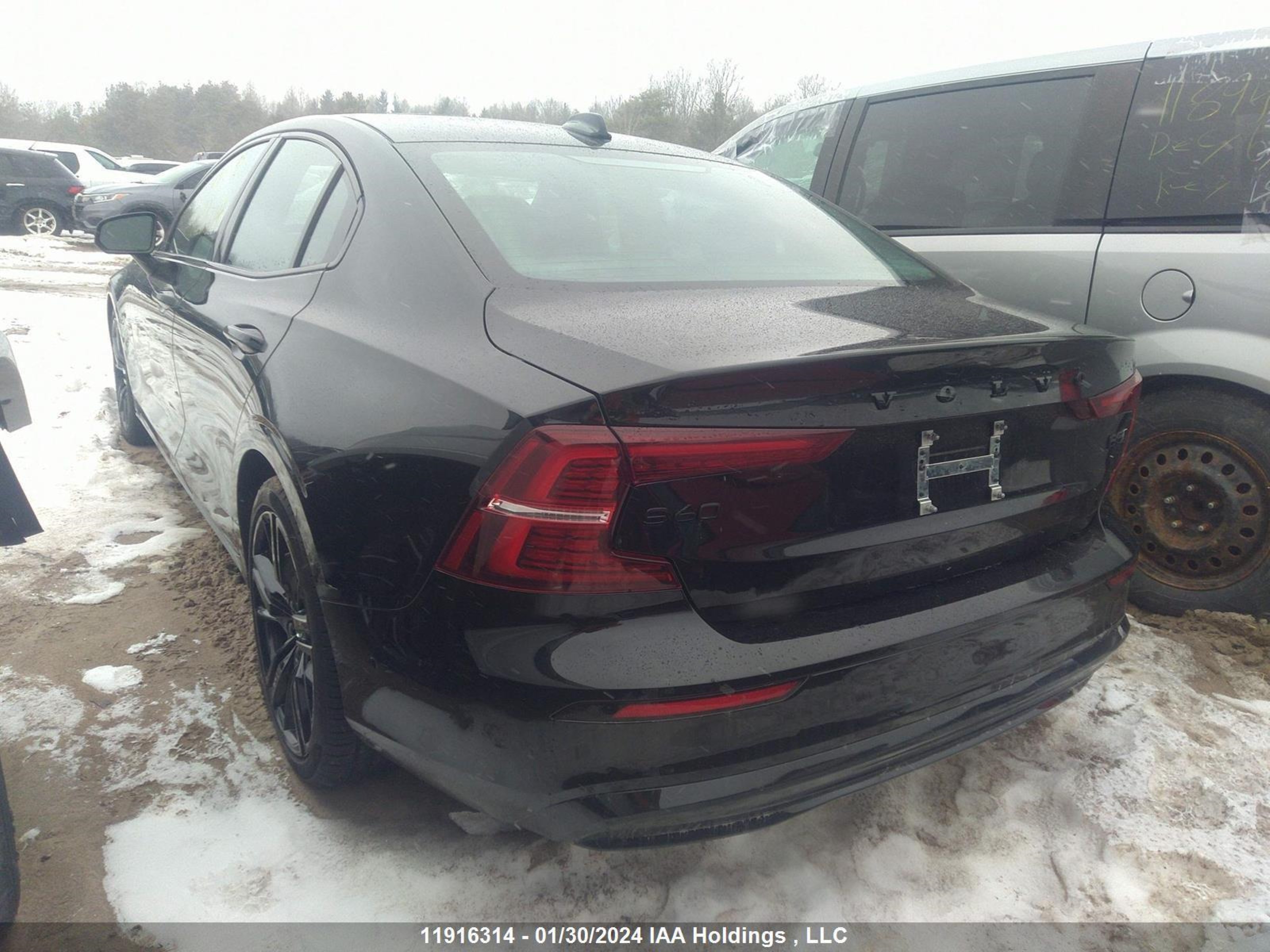 Photo 2 VIN: 7JRL12TH2RG290397 - VOLVO S60 