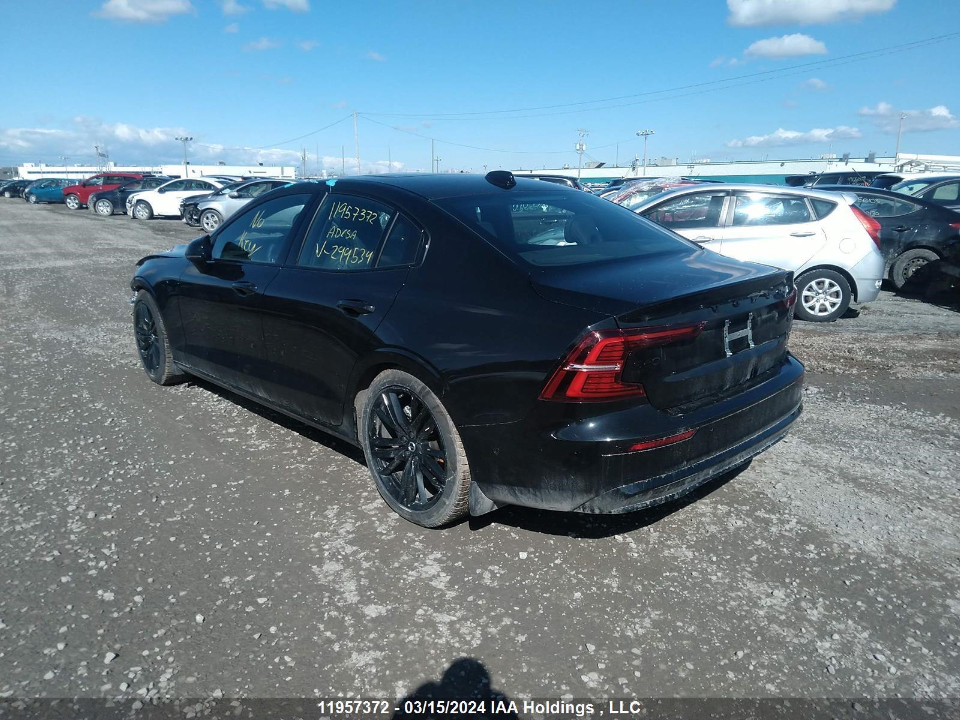 Photo 2 VIN: 7JRL12TH8RG299539 - VOLVO S60 