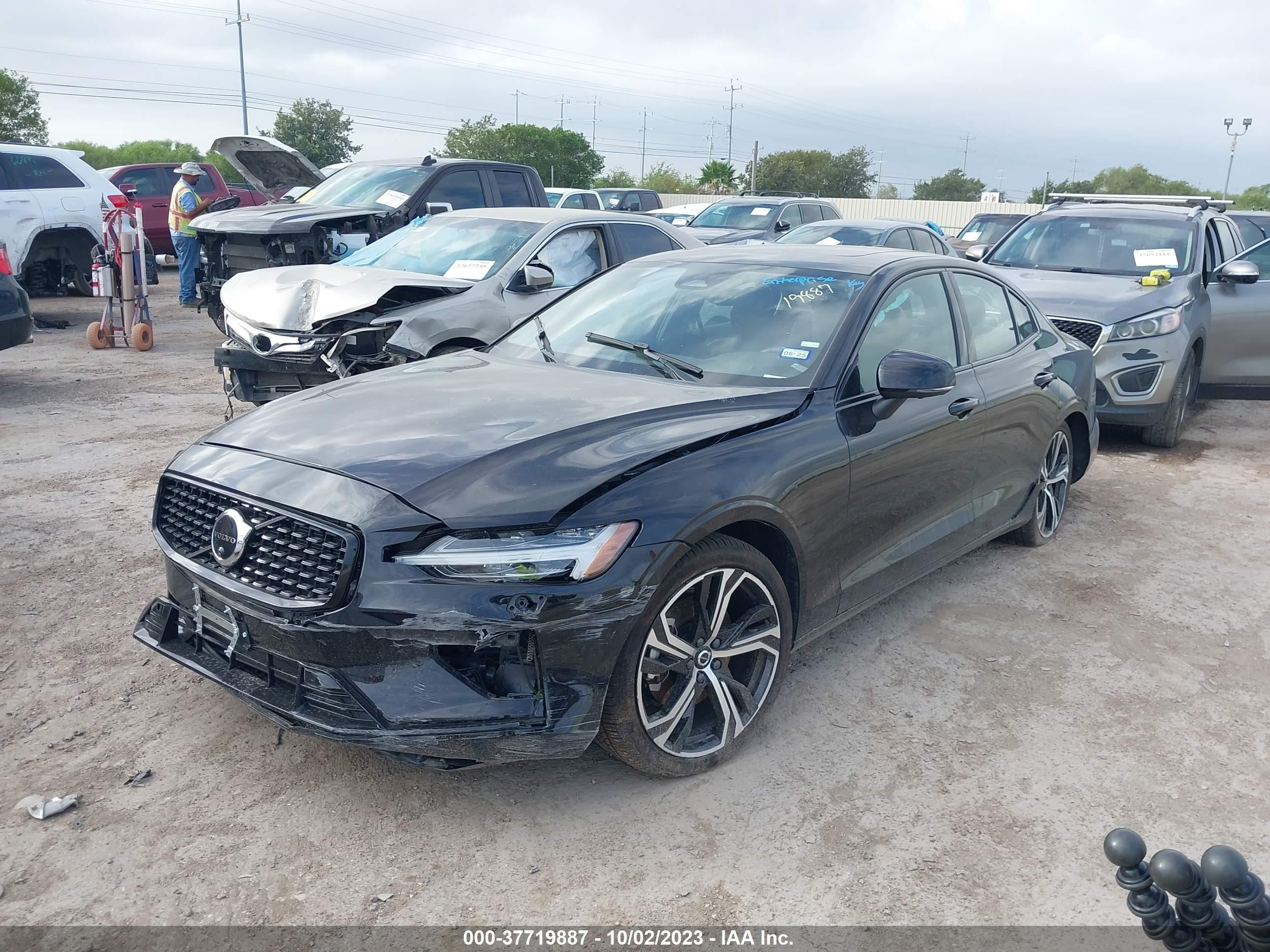 Photo 1 VIN: 7JRL12TL0RG280682 - VOLVO S60 