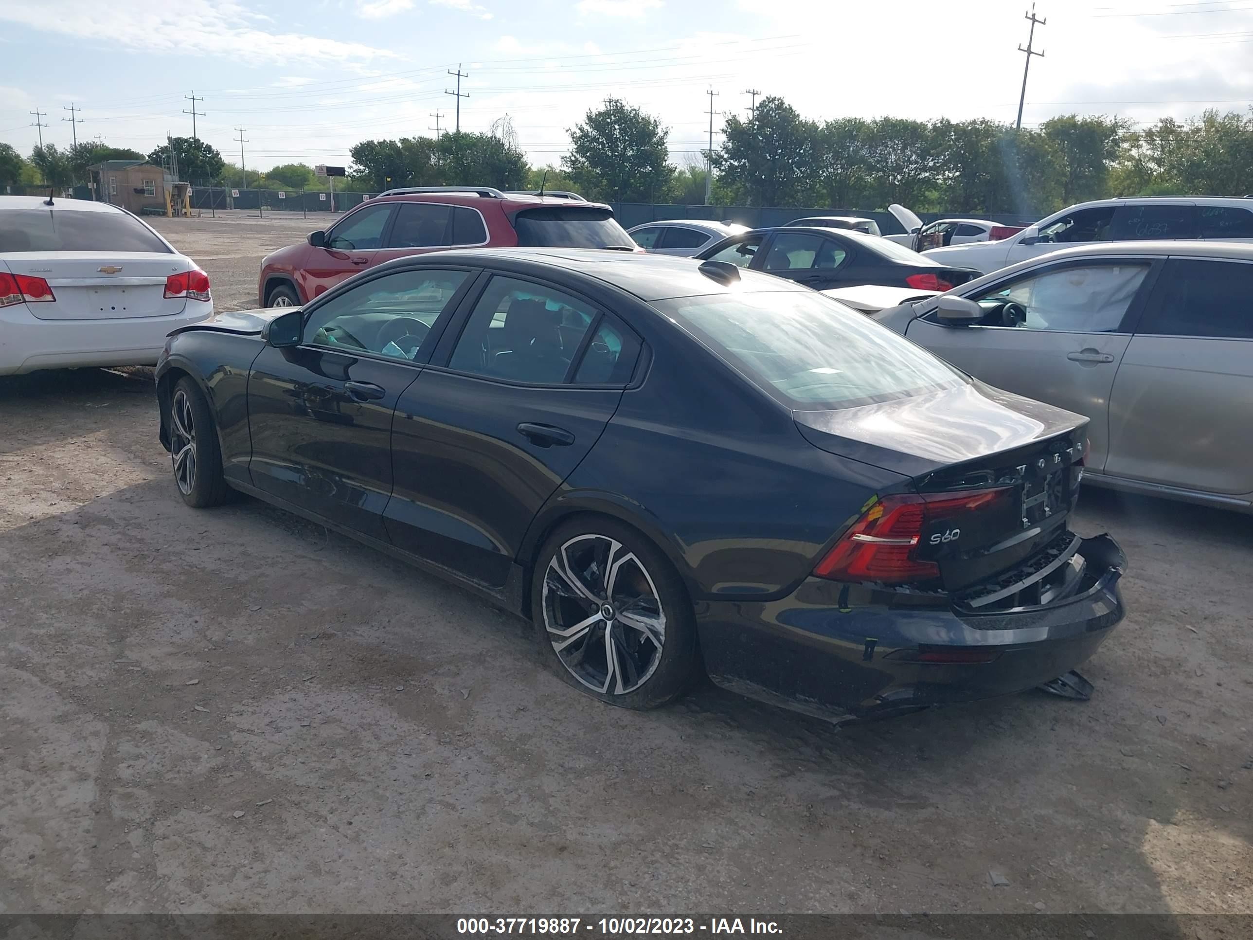 Photo 2 VIN: 7JRL12TL0RG280682 - VOLVO S60 