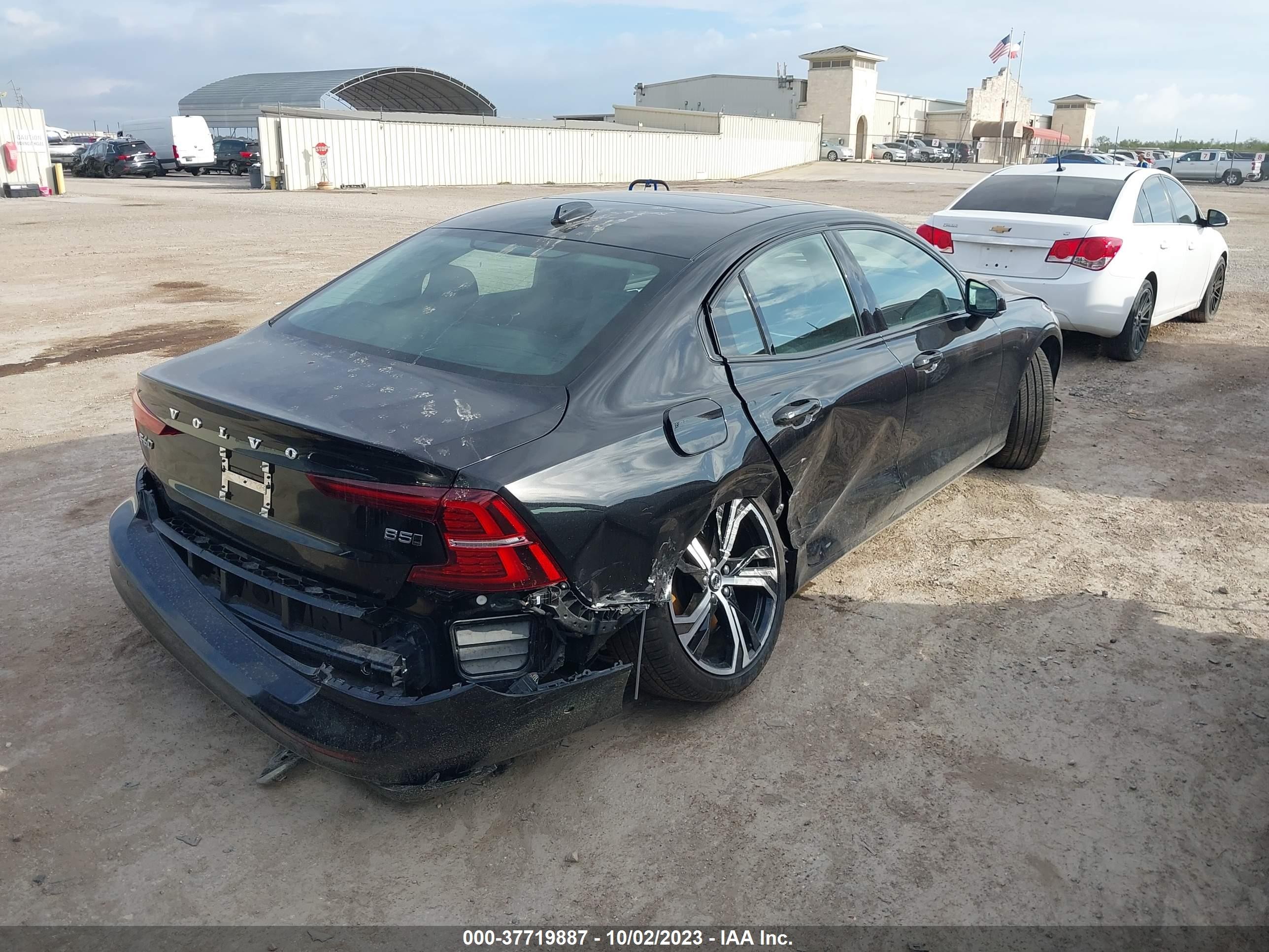 Photo 3 VIN: 7JRL12TL0RG280682 - VOLVO S60 