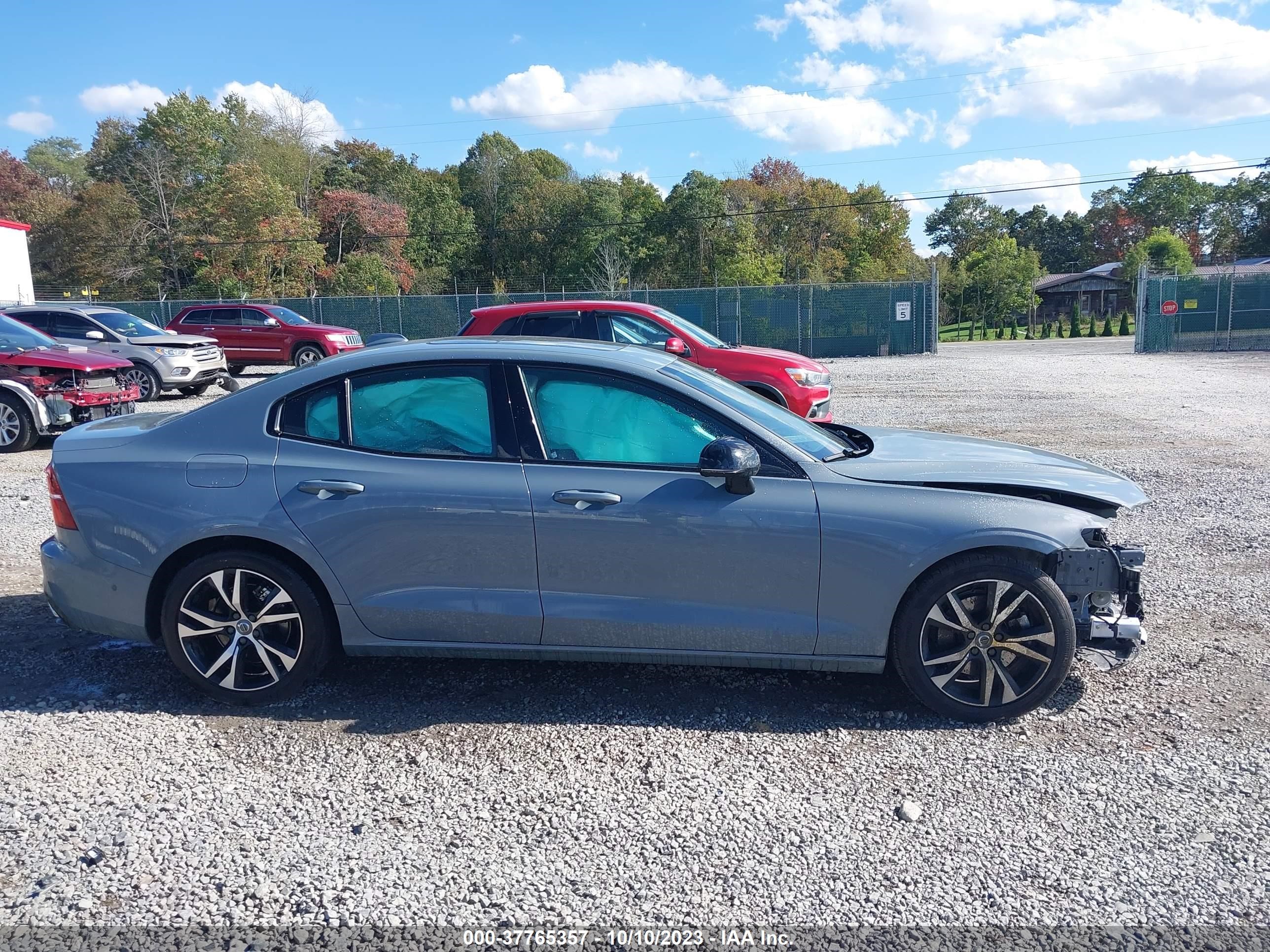 Photo 12 VIN: 7JRL12TM8NG174077 - VOLVO S60 