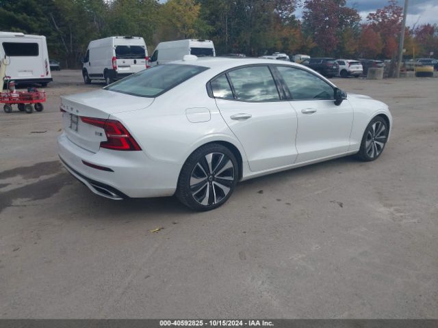 Photo 3 VIN: 7JRL12TZ2NG158209 - VOLVO S60 