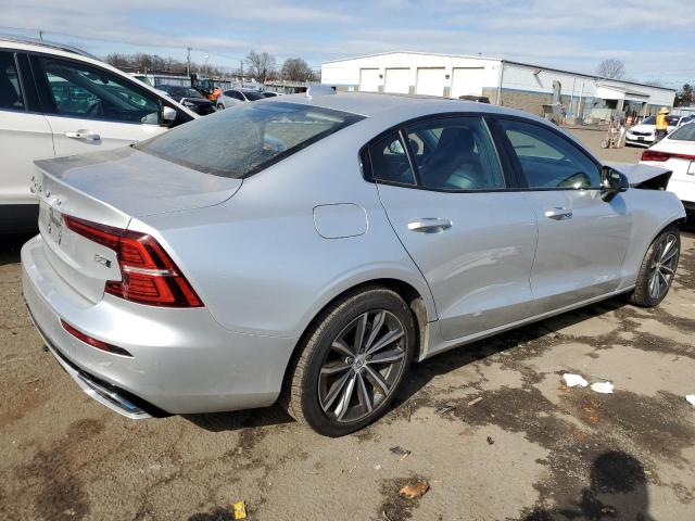 Photo 2 VIN: 7JRL12TZ5NG172766 - VOLVO S60 B5 MOM 