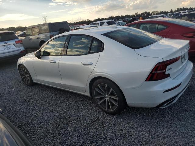 Photo 1 VIN: 7JRL12TZ7NG172610 - VOLVO S60 B5 MOM 