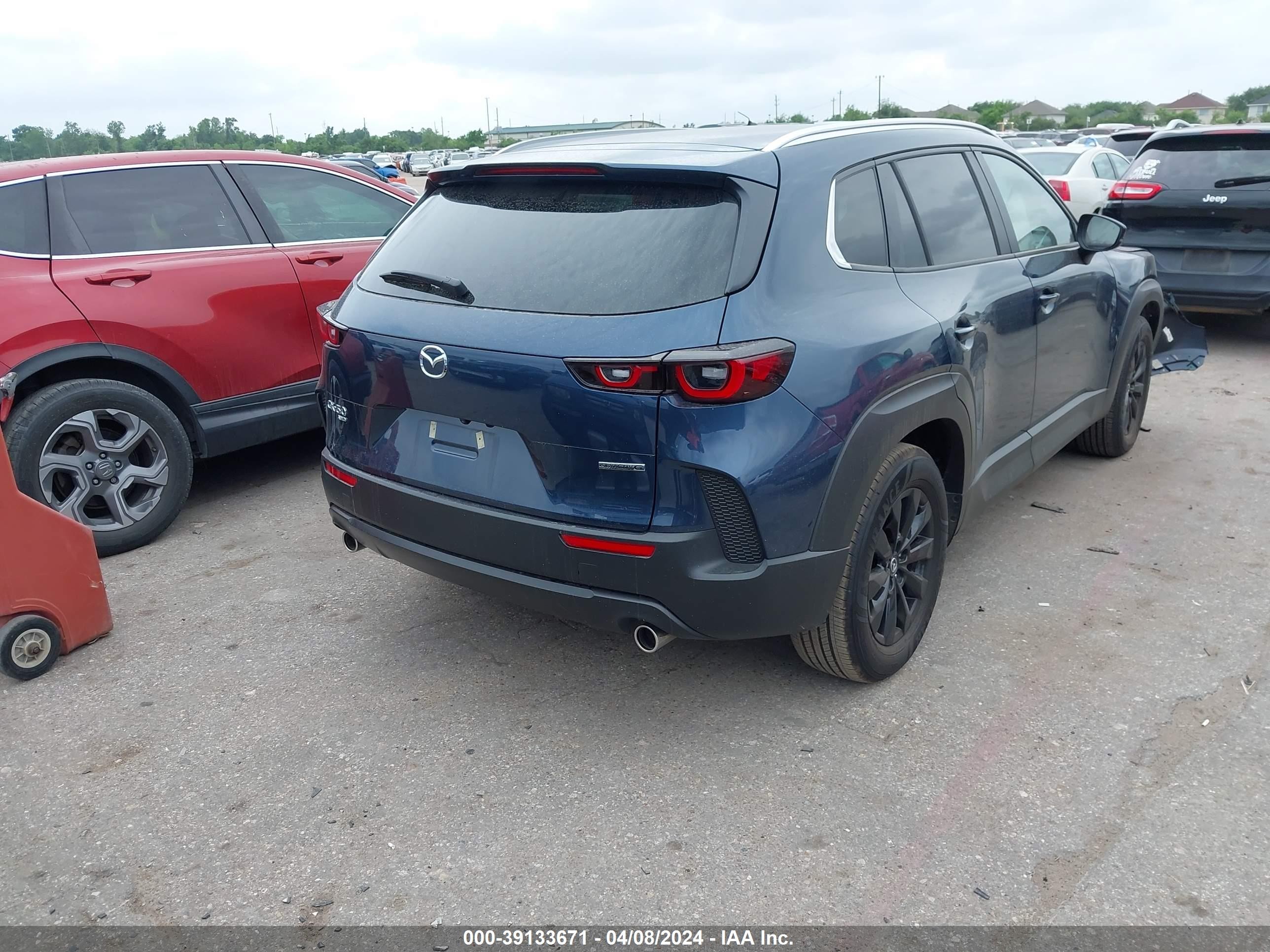 Photo 3 VIN: 7MMVABAM2RN161921 - MAZDA CX-50 