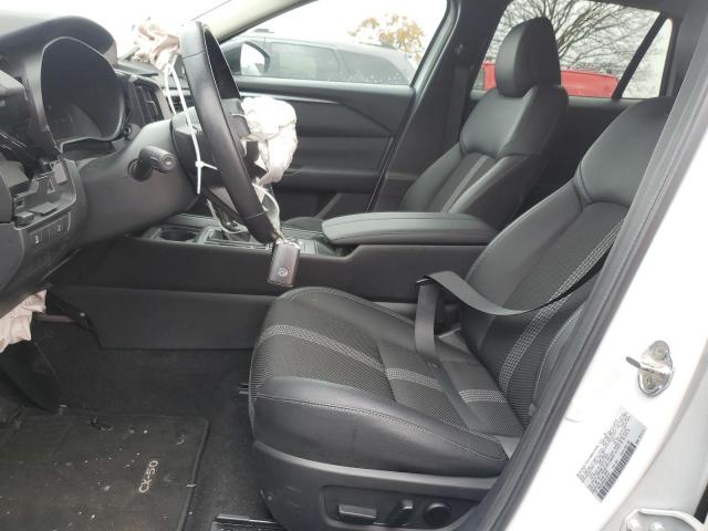 Photo 6 VIN: 7MMVABBM8RN186403 - MAZDA CX-50 PREF 