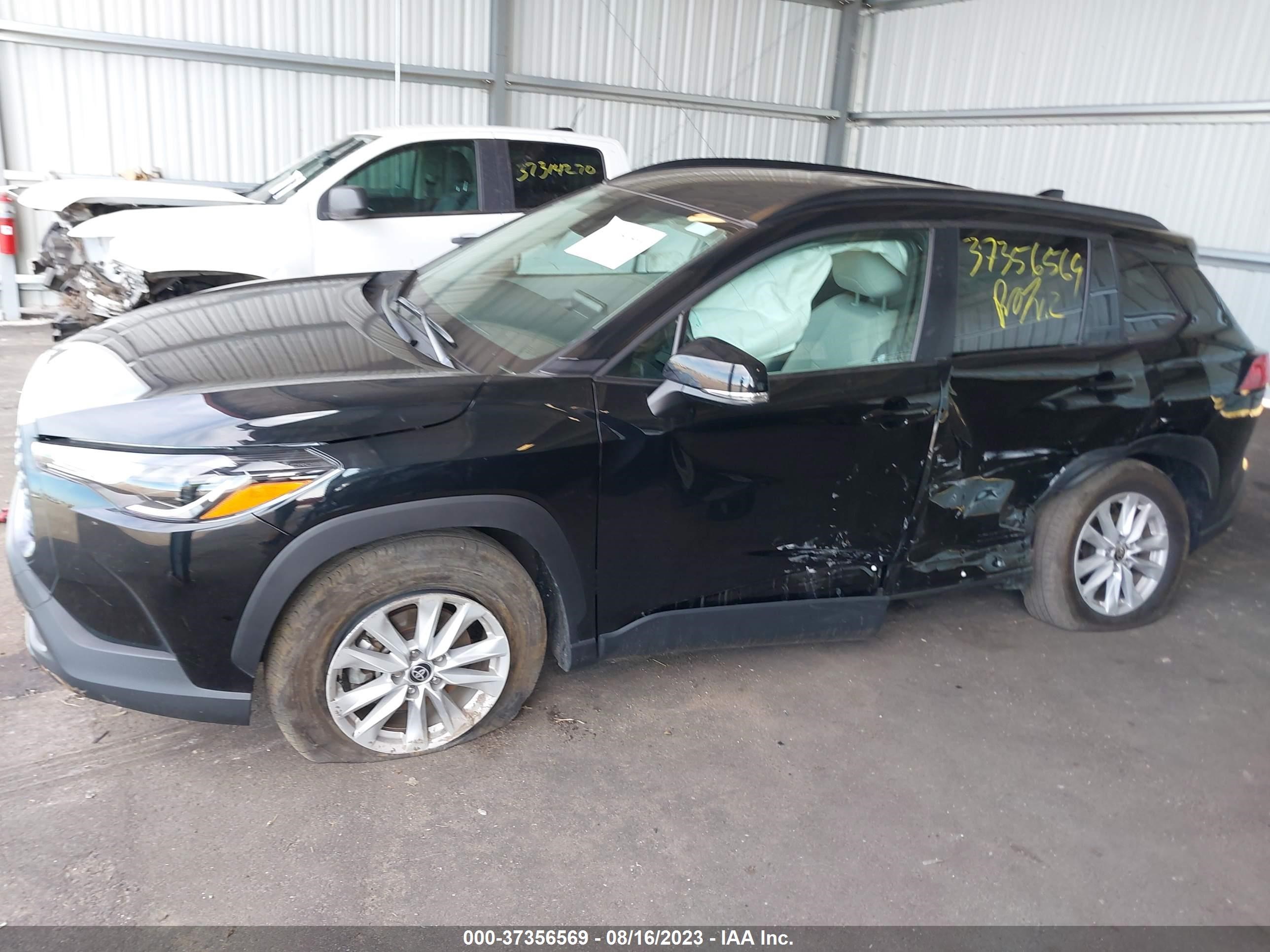 Photo 13 VIN: 7MUCAABG6NV033640 - TOYOTA COROLLA CROSS 