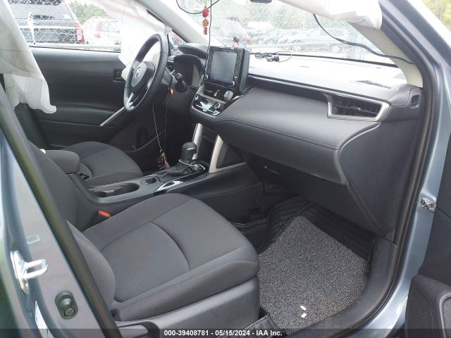 Photo 4 VIN: 7MUCAABG8NV010585 - TOYOTA COROLLA CROSS 