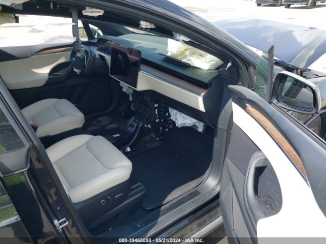 Photo 4 VIN: 7SAXCAE50NF359263 - TESLA MODEL X 