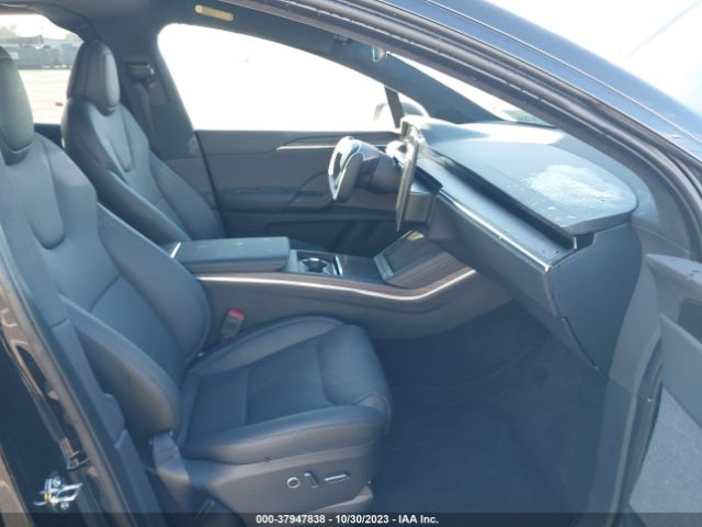 Photo 4 VIN: 7SAXCAE51PF417979 - TESLA MODEL X 