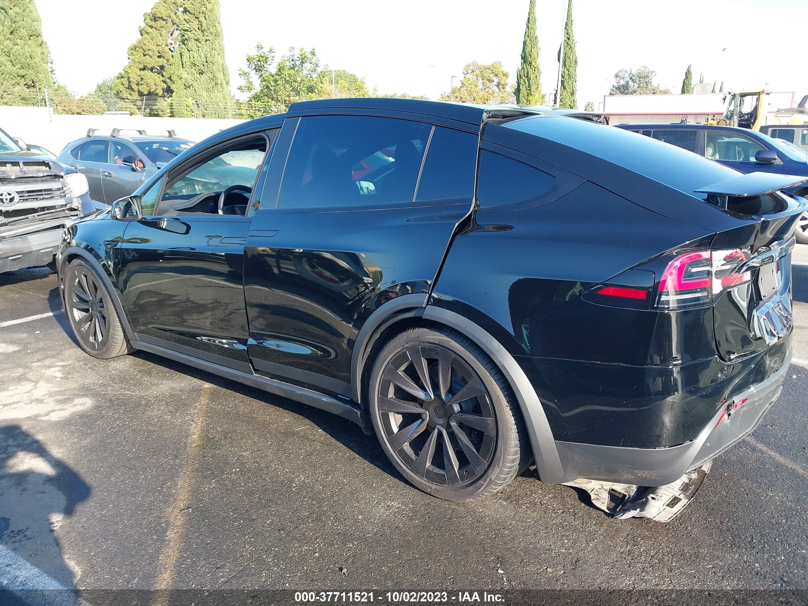 Photo 13 VIN: 7SAXCAE53PF400424 - TESLA MODEL X 