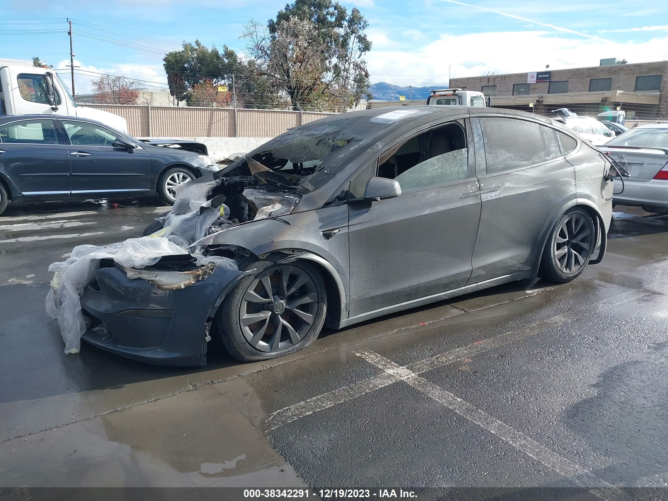 Photo 1 VIN: 7SAXCAE56NF361647 - TESLA MODEL X 