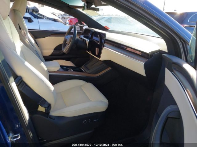 Photo 4 VIN: 7SAXCAE58PF395981 - TESLA MODEL X 