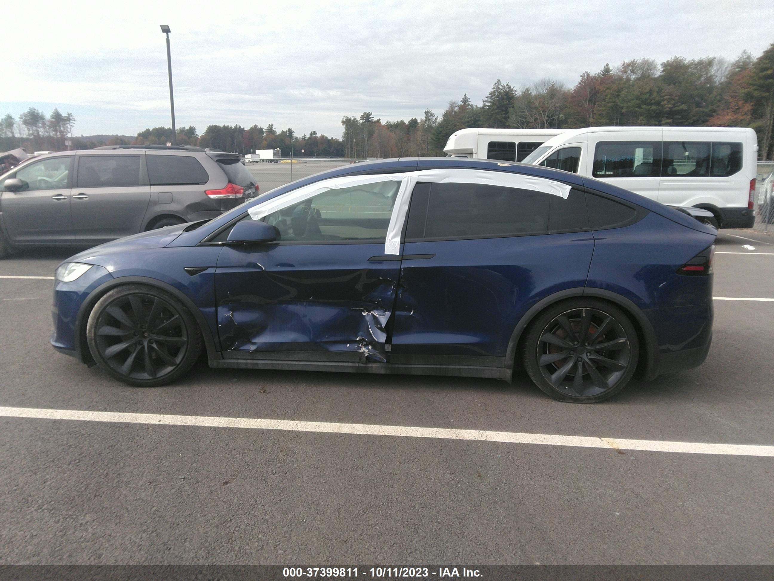 Photo 11 VIN: 7SAXCAE5XNF346486 - TESLA MODEL X 