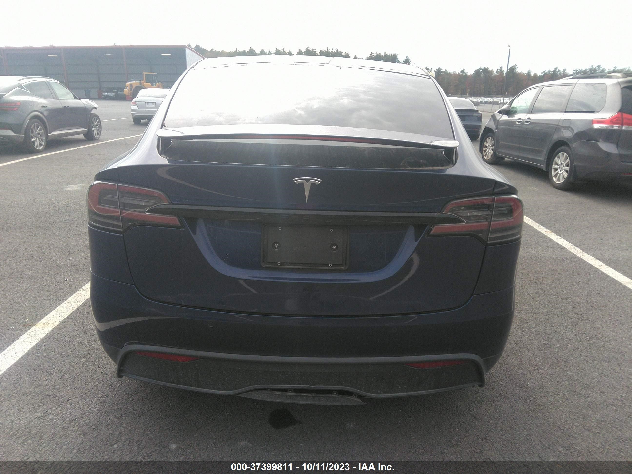 Photo 13 VIN: 7SAXCAE5XNF346486 - TESLA MODEL X 