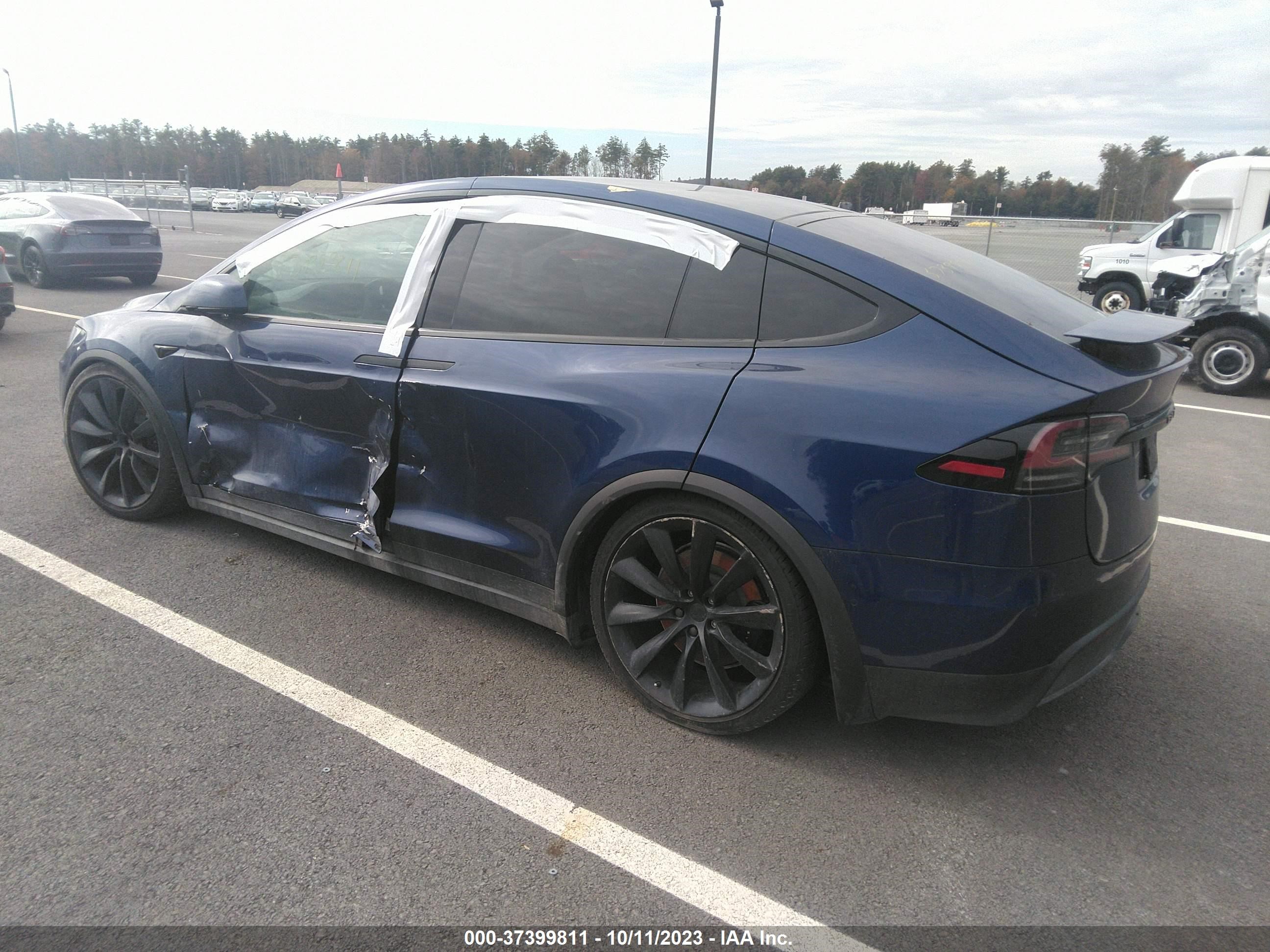 Photo 2 VIN: 7SAXCAE5XNF346486 - TESLA MODEL X 