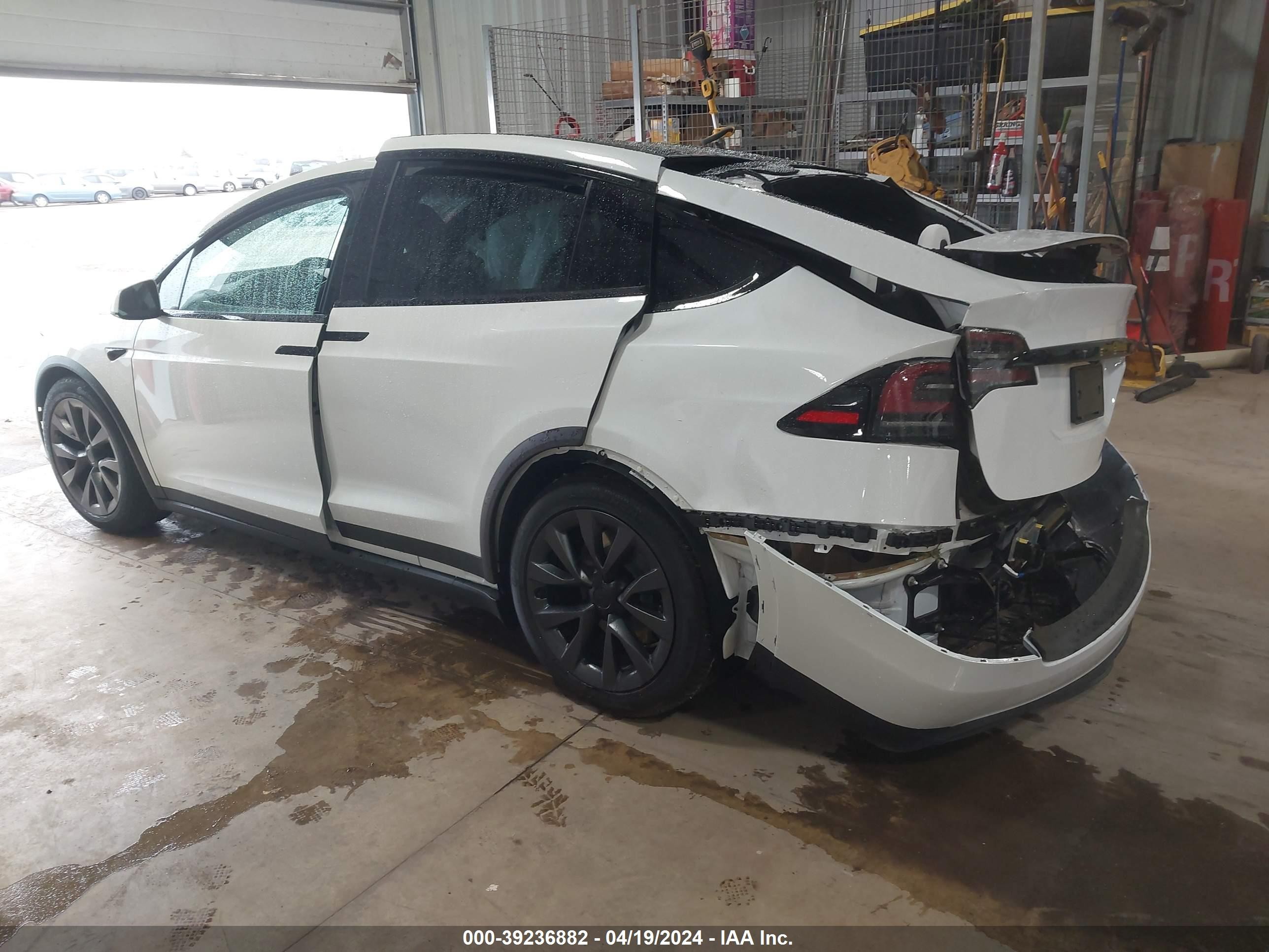 Photo 2 VIN: 7SAXCAE5XRF435299 - TESLA MODEL X 