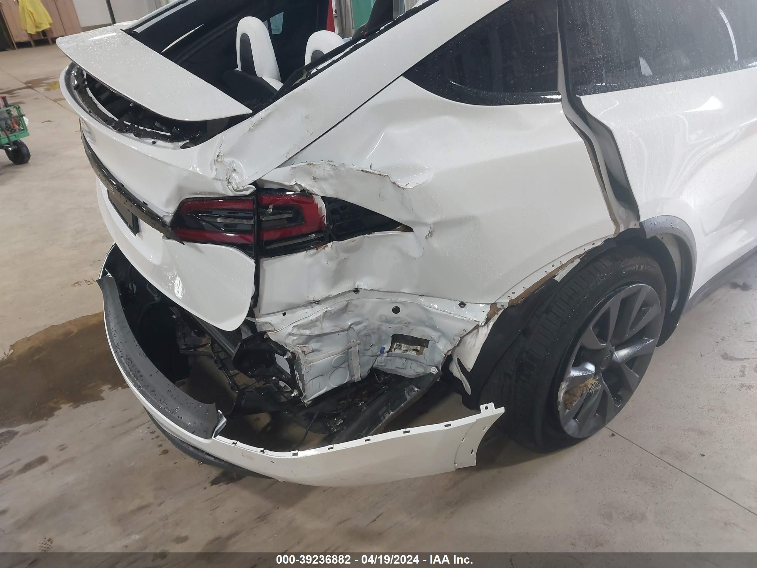 Photo 5 VIN: 7SAXCAE5XRF435299 - TESLA MODEL X 