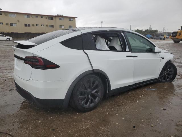 Photo 2 VIN: 7SAXCBE50NF355610 - TESLA MODEL X 