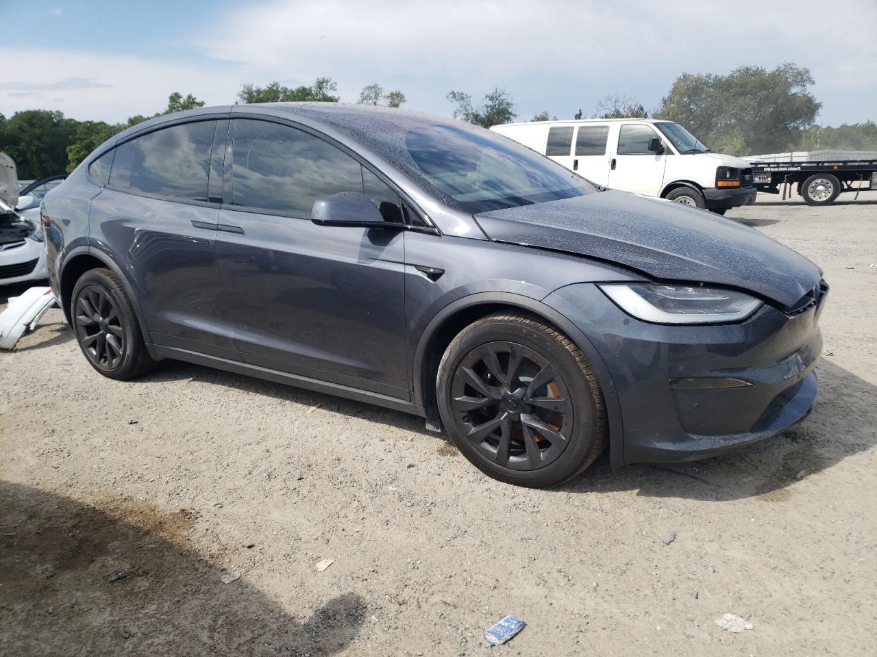 Photo 3 VIN: 7SAXCBE50NF355784 - TESLA MODEL X 