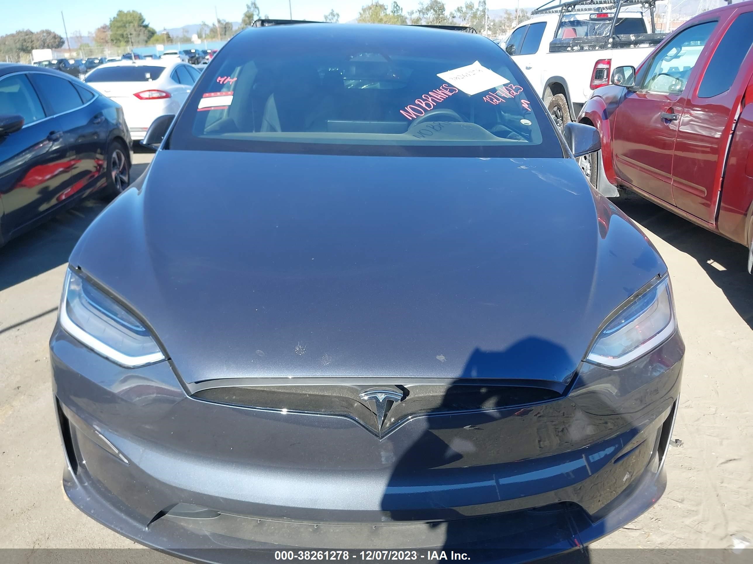 Photo 10 VIN: 7SAXCBE51PF395827 - TESLA MODEL X 